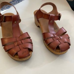 Universal Thread , womens sandals